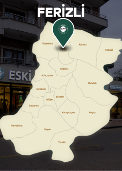 Ferizli ilçe merkezinde yer alan, kurumsal yeşil detaylarıyla öne çıkan Eski Kafalı Kahveci tabelası ve girişi.